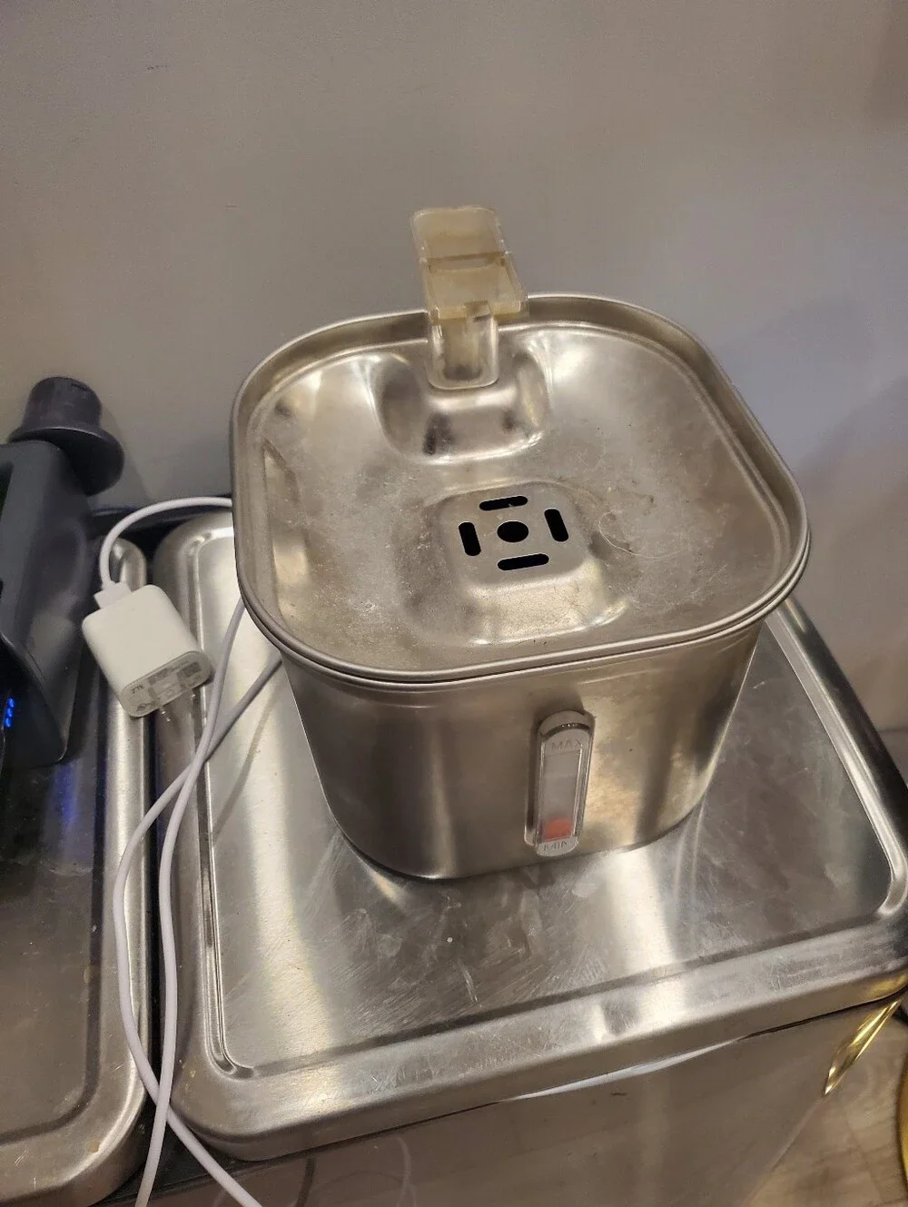 Stainless Steel Cat Water Fountain - Brushed Silver